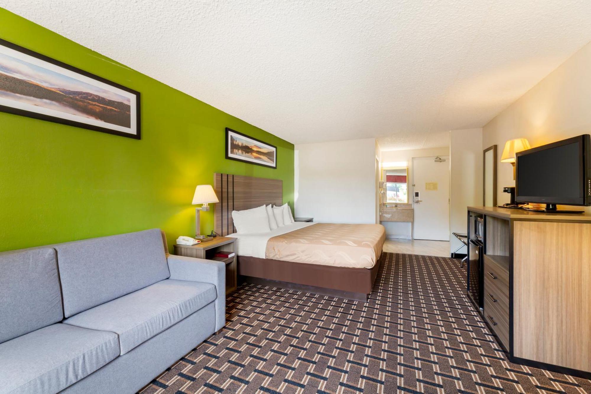 Inn Quality Near Cedar Point - Huron, Sandusky Oh Huron
